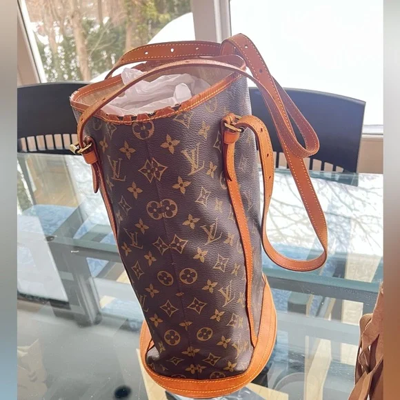 Louis Vuitton Monogram Brown Bucket Bag With Wallet